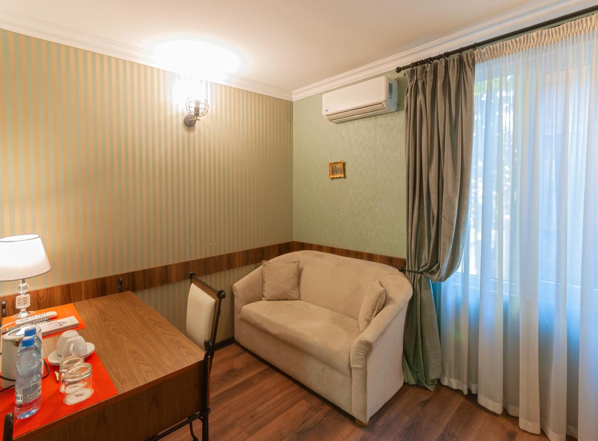 Wine Story Hotel & Club Тбилиси Экстерьер фото
