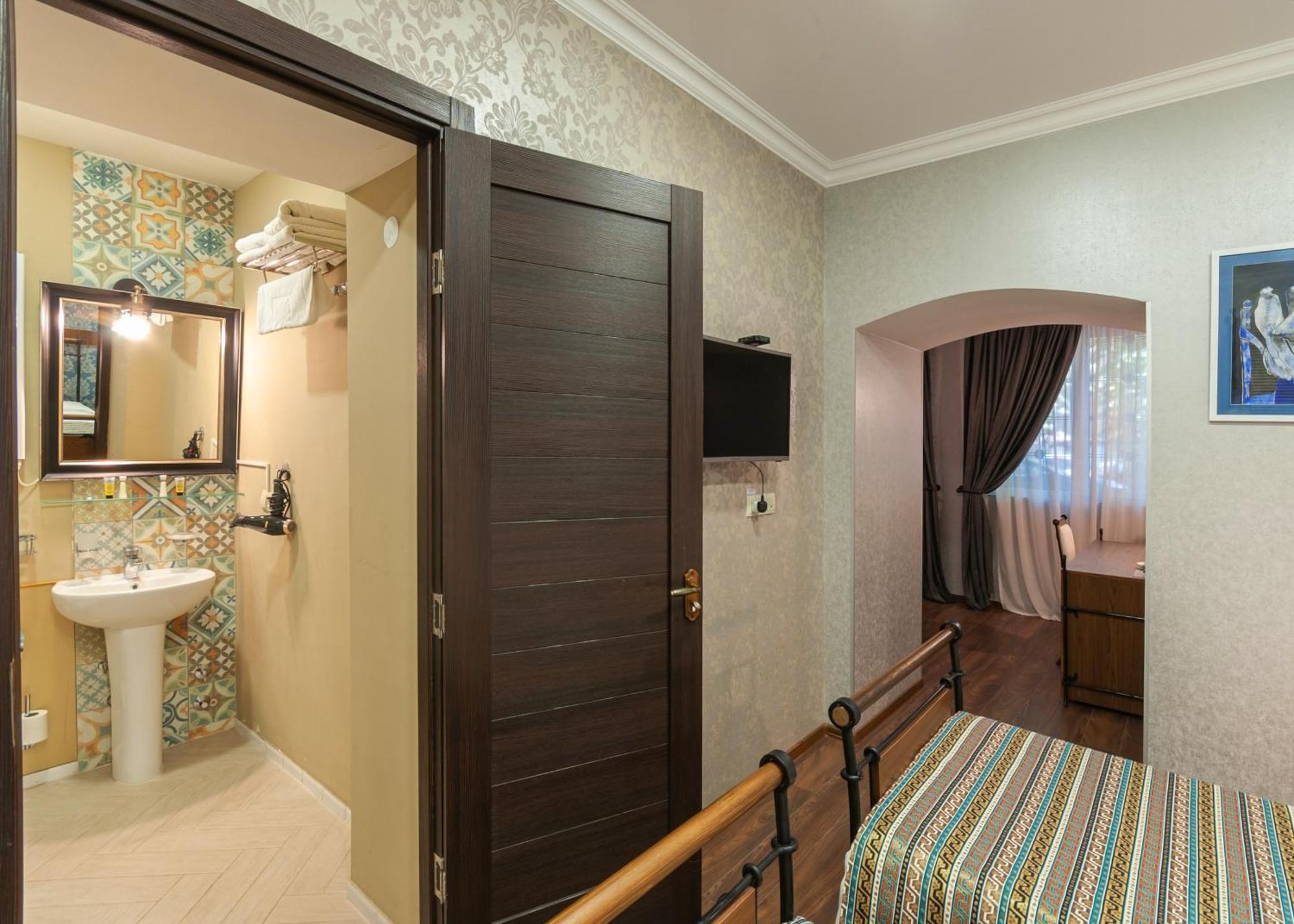 Wine Story Hotel & Club Тбилиси Экстерьер фото