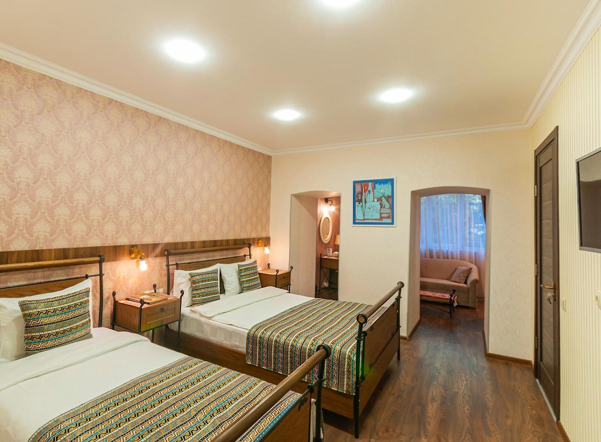 Wine Story Hotel & Club Тбилиси Экстерьер фото